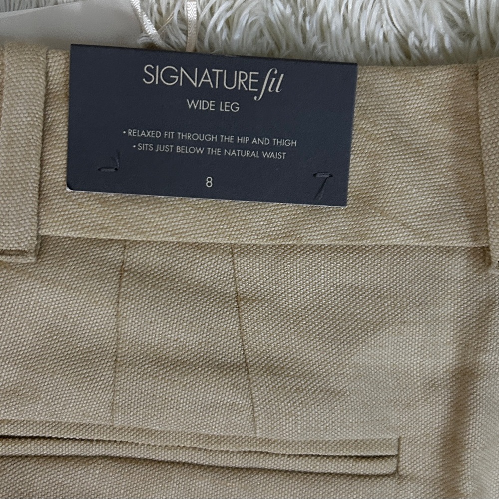 Beautifl NWT Ann Taylor Elegant Beige Women's Pantsuit - Picture 10 of 13